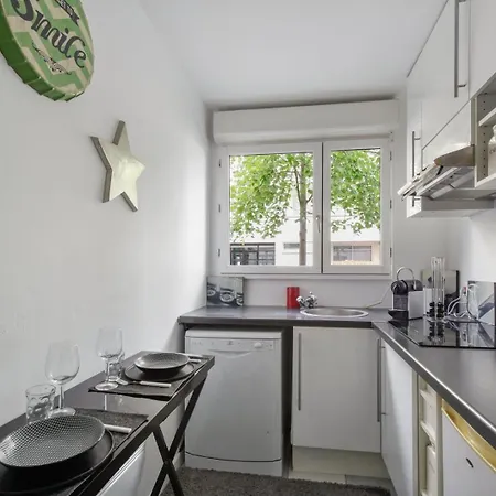 Apartamento Le Jardin Secret Saint-Cyr-lʼÉcole
